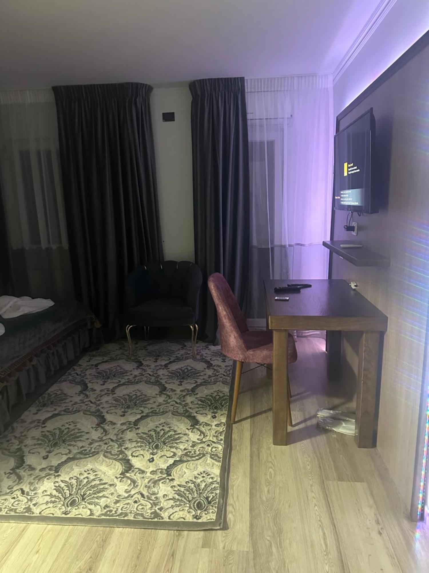 Pensiunea Cascada Putnei Lepşa Exterior foto